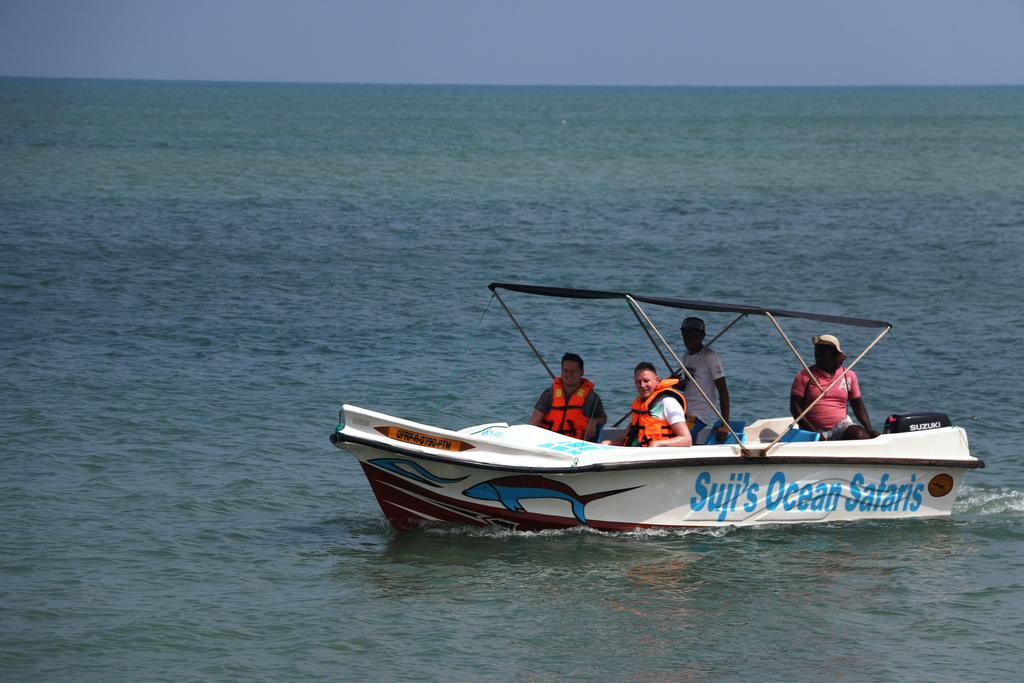 Wellé Wadiya Beach Hotel&Restaurant Kalpitiya Bagian luar foto